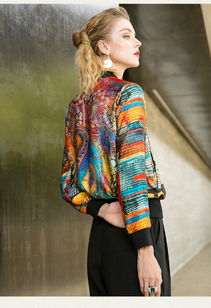 揭秘伊莊可人2020春夏新款 中長(zhǎng)款套頭裙的歐貨女裝進(jìn)貨渠道與品牌折扣批發(fā)攻略